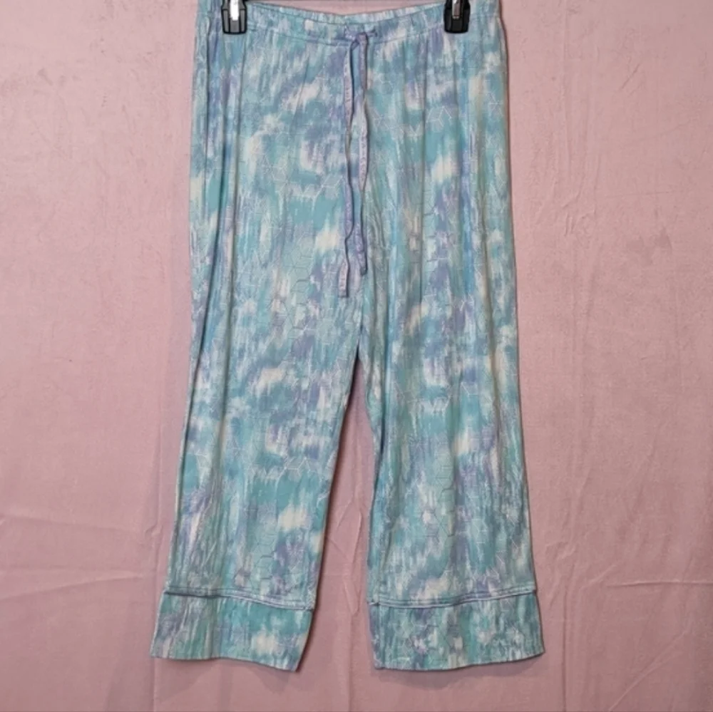 Muk Luks Blue and Purple Short Sleeve Tee and Matching Pants Pajama Set Small